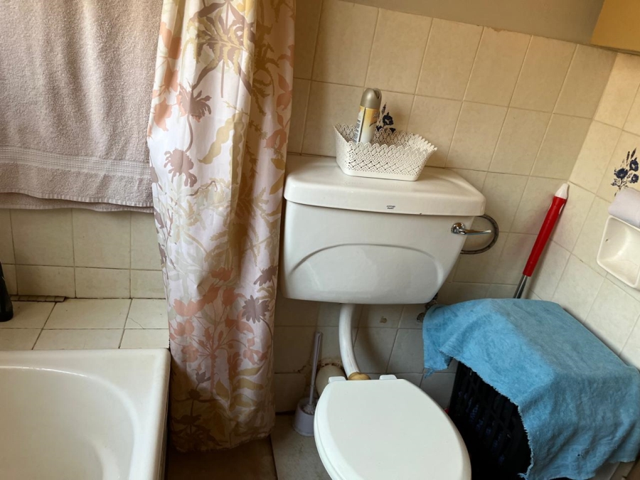 To Let 4 Bedroom Property for Rent in Theresa Park Gauteng