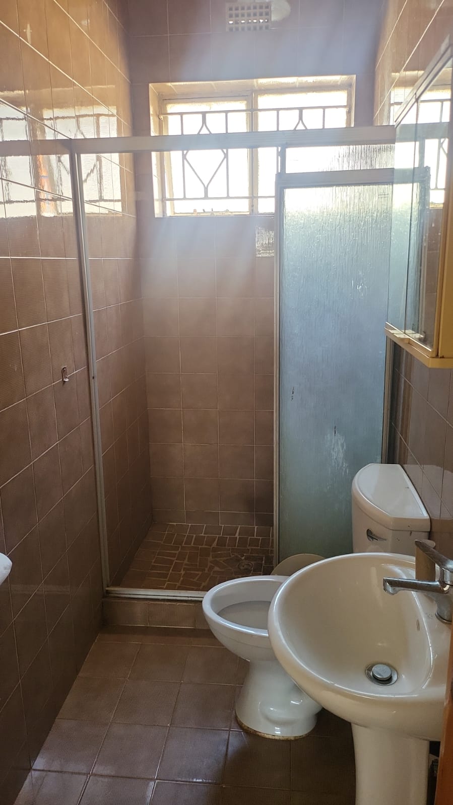To Let 4 Bedroom Property for Rent in Kensington Gauteng