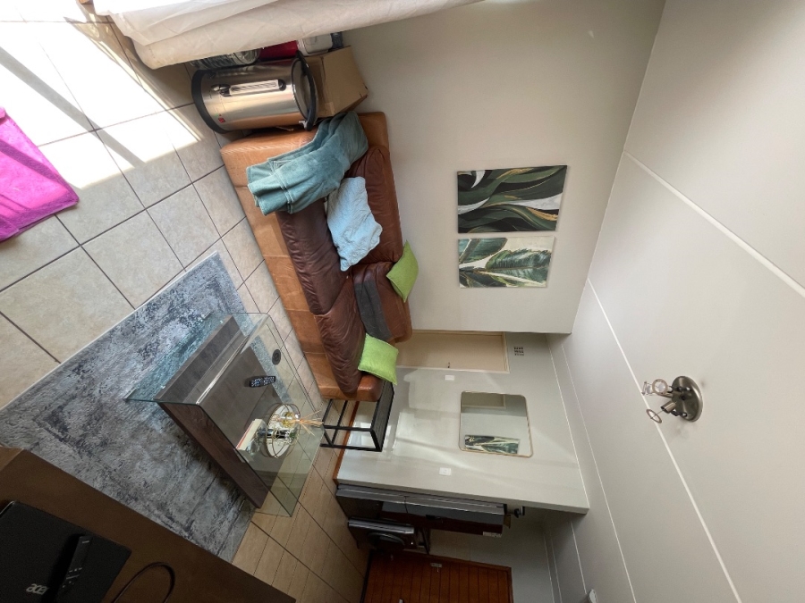 To Let 2 Bedroom Property for Rent in Jansenpark Gauteng
