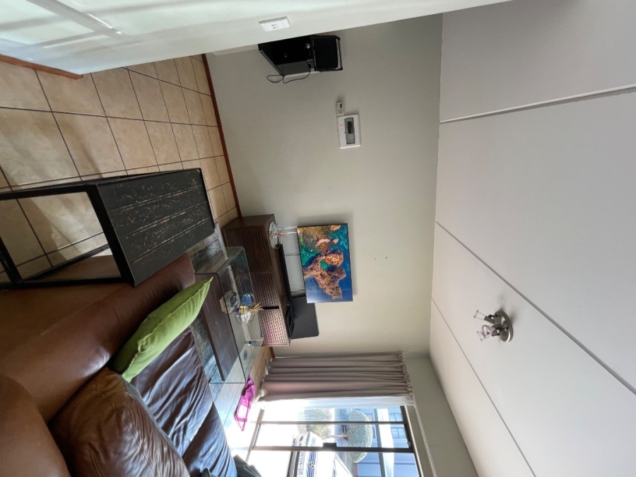 To Let 2 Bedroom Property for Rent in Jansenpark Gauteng
