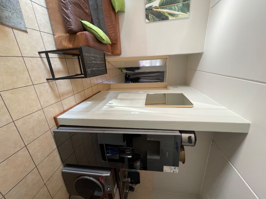 To Let 2 Bedroom Property for Rent in Jansenpark Gauteng