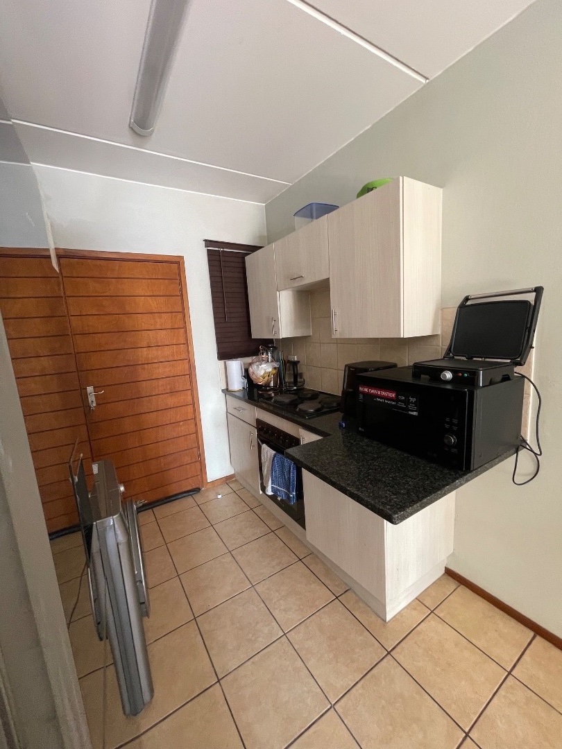 To Let 2 Bedroom Property for Rent in Jansenpark Gauteng