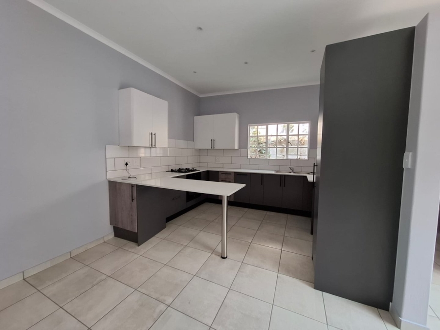 To Let 1 Bedroom Property for Rent in Riviera Gauteng