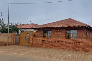 3 Bedroom Property for Sale in Doornkop Gauteng