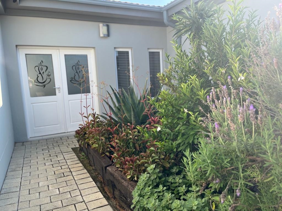 3 Bedroom Property for Sale in Barbeque Downs Gauteng