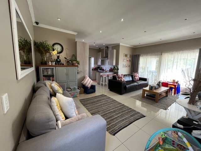 3 Bedroom Property for Sale in Barbeque Downs Gauteng