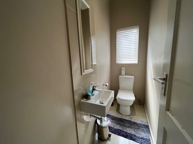 3 Bedroom Property for Sale in Barbeque Downs Gauteng