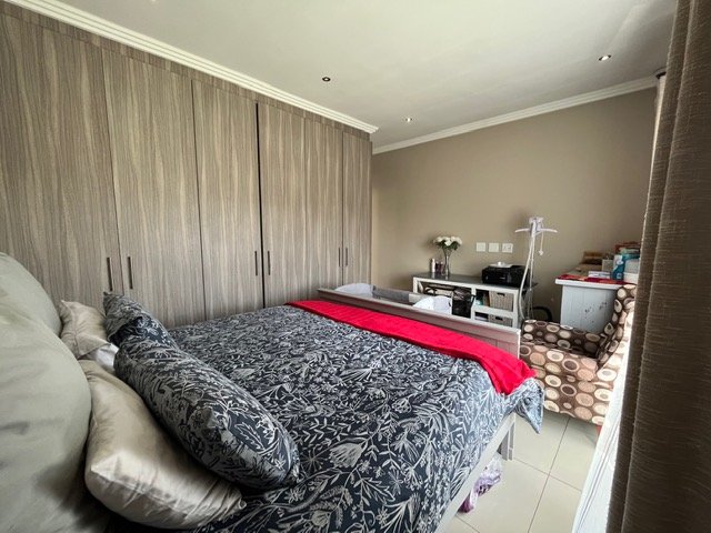 3 Bedroom Property for Sale in Barbeque Downs Gauteng
