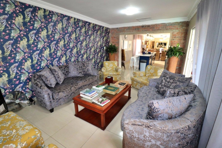 3 Bedroom Property for Sale in Dawnview Gauteng