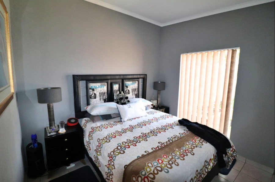 3 Bedroom Property for Sale in Dawnview Gauteng