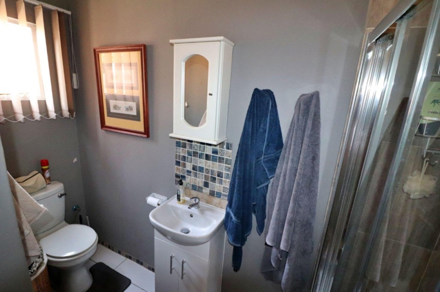 3 Bedroom Property for Sale in Dawnview Gauteng