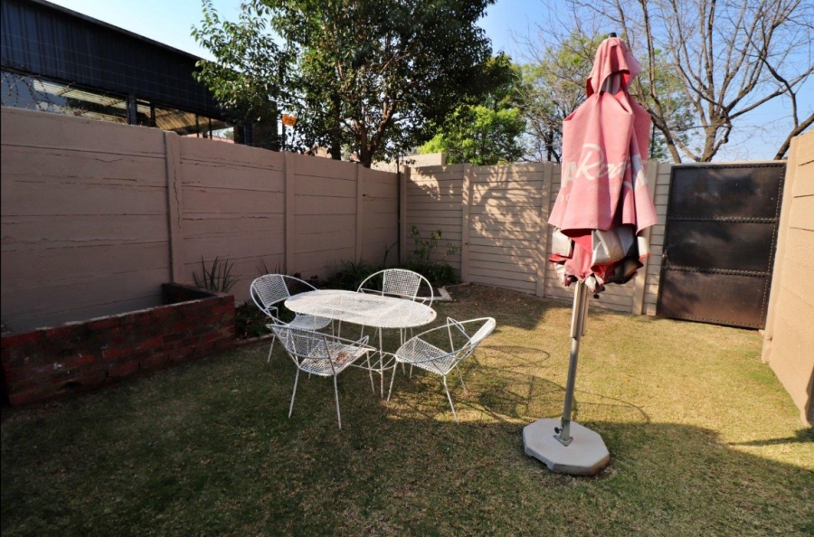 3 Bedroom Property for Sale in Dawnview Gauteng