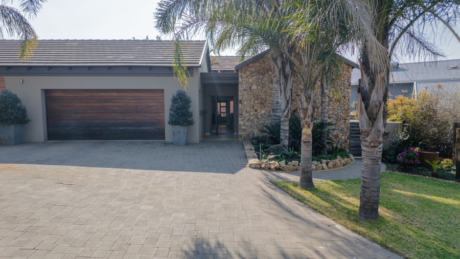 4 Bedroom Property for Sale in Candlewoods Country Estate Gauteng