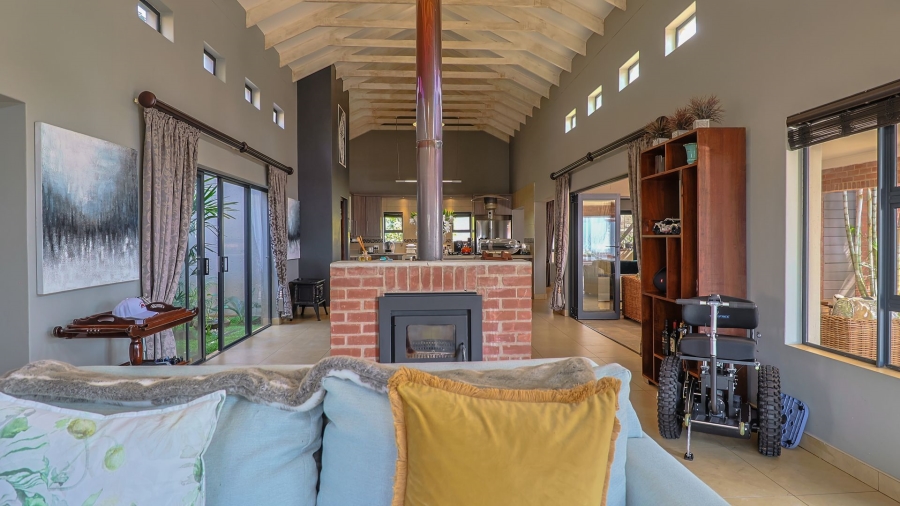 4 Bedroom Property for Sale in Candlewoods Country Estate Gauteng