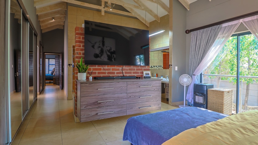 4 Bedroom Property for Sale in Candlewoods Country Estate Gauteng