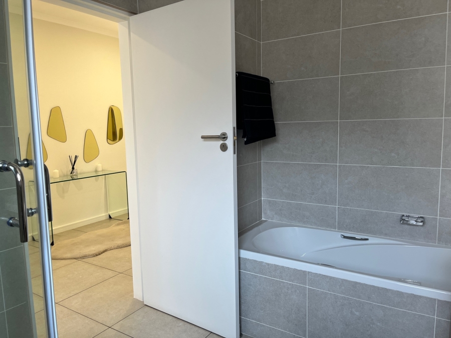 3 Bedroom Property for Sale in Sunninghill Gauteng
