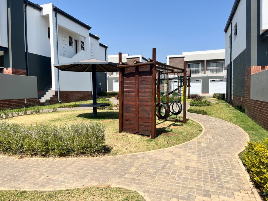 3 Bedroom Property for Sale in Sunninghill Gauteng