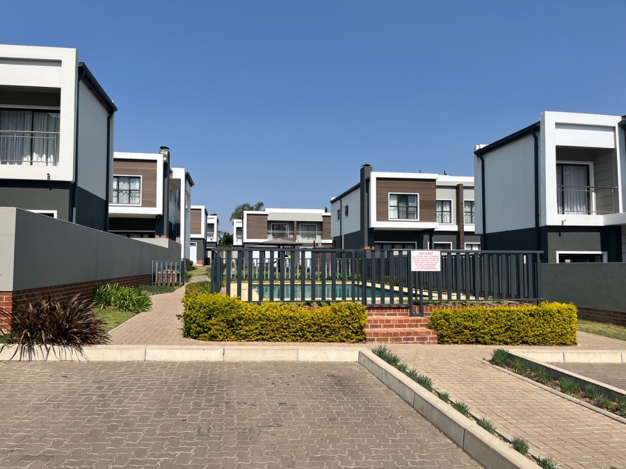 3 Bedroom Property for Sale in Sunninghill Gauteng