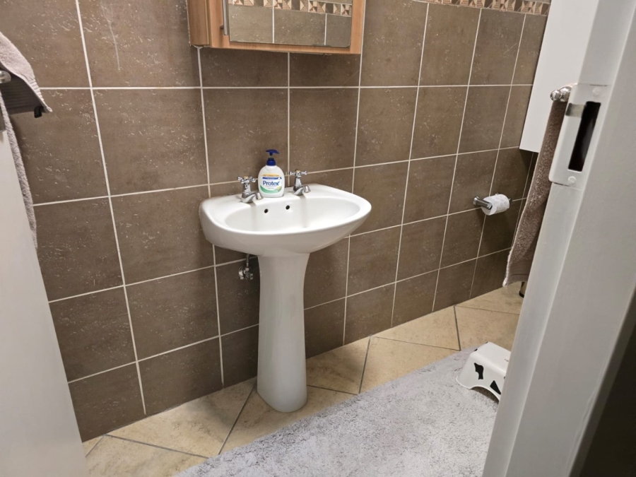 2 Bedroom Property for Sale in Rynfield Gauteng