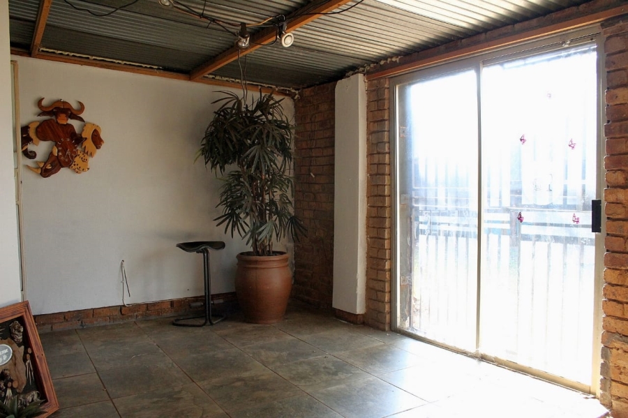 2 Bedroom Property for Sale in Doornpoort Gauteng