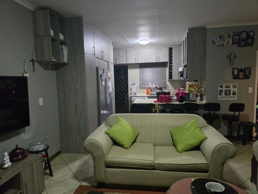 2 Bedroom Property for Sale in Rynfield Gauteng