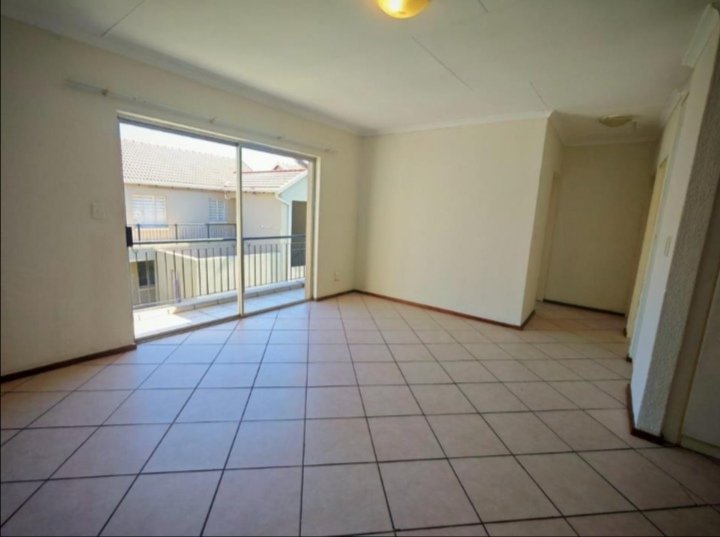 2 Bedroom Property for Sale in Willowbrook Gauteng