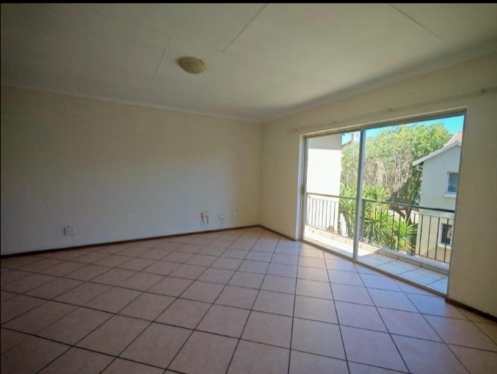 2 Bedroom Property for Sale in Willowbrook Gauteng