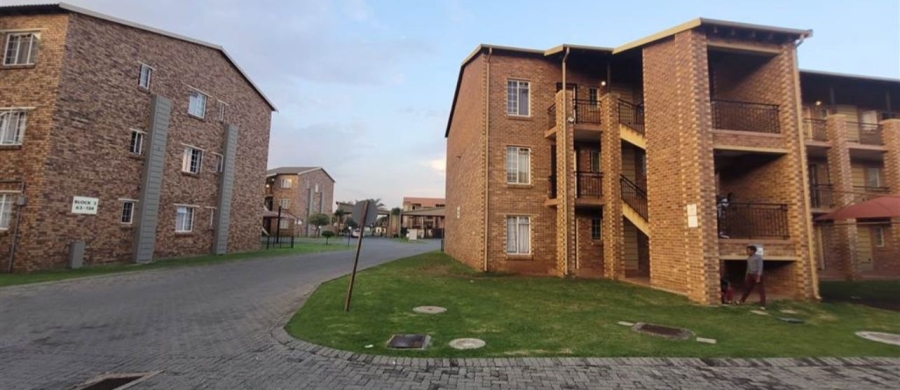 To Let 2 Bedroom Property for Rent in Comet Gauteng