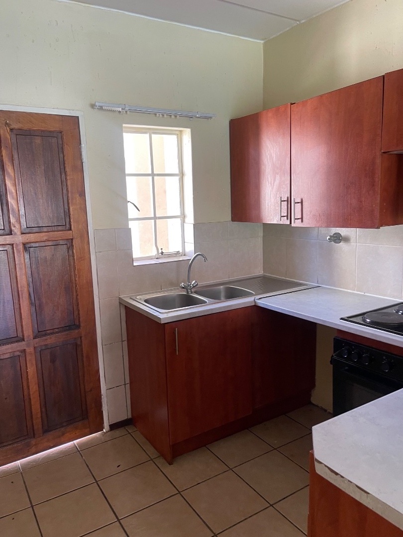 To Let 2 Bedroom Property for Rent in Comet Gauteng