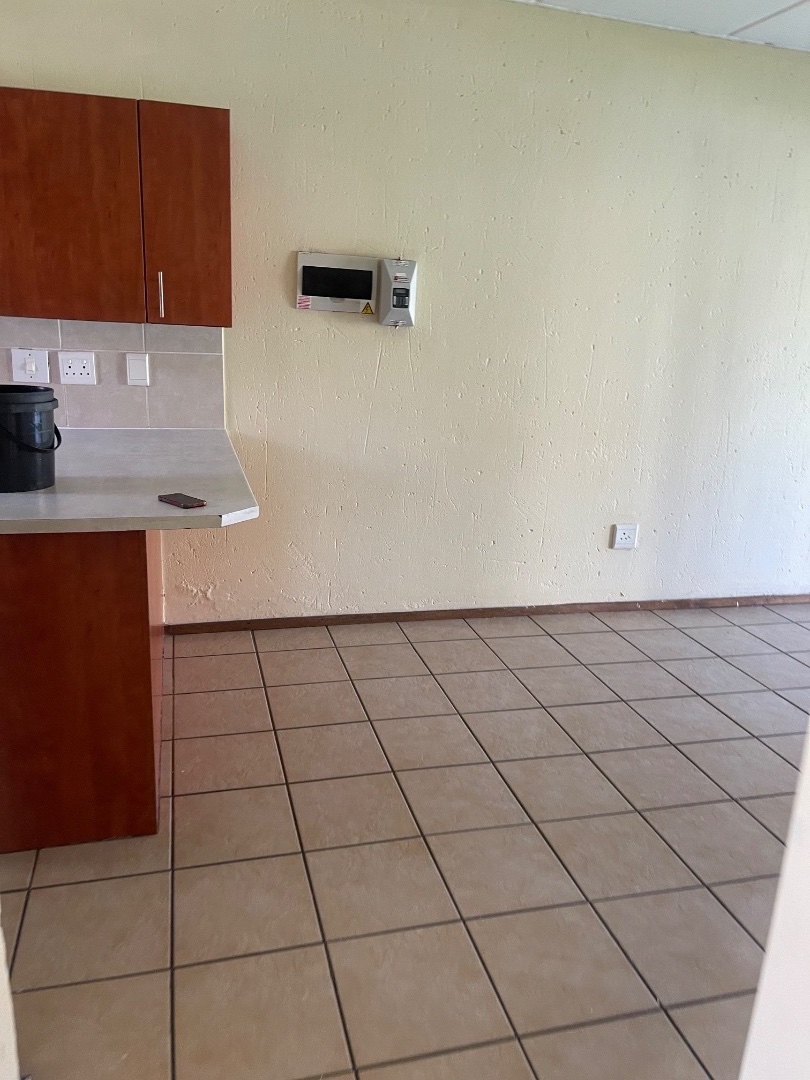 To Let 2 Bedroom Property for Rent in Comet Gauteng