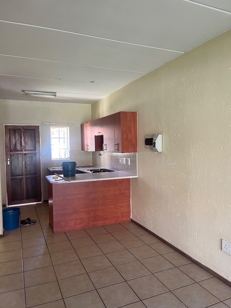 To Let 2 Bedroom Property for Rent in Comet Gauteng