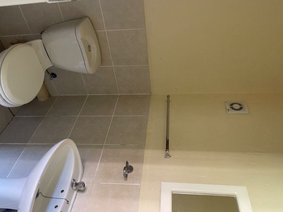 To Let 2 Bedroom Property for Rent in Comet Gauteng