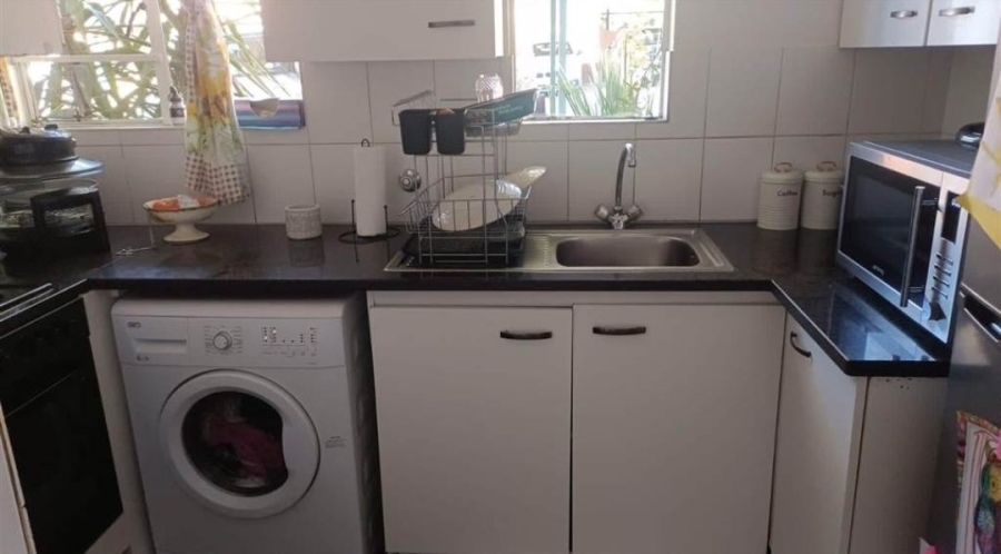 2 Bedroom Property for Sale in Sundowner Gauteng
