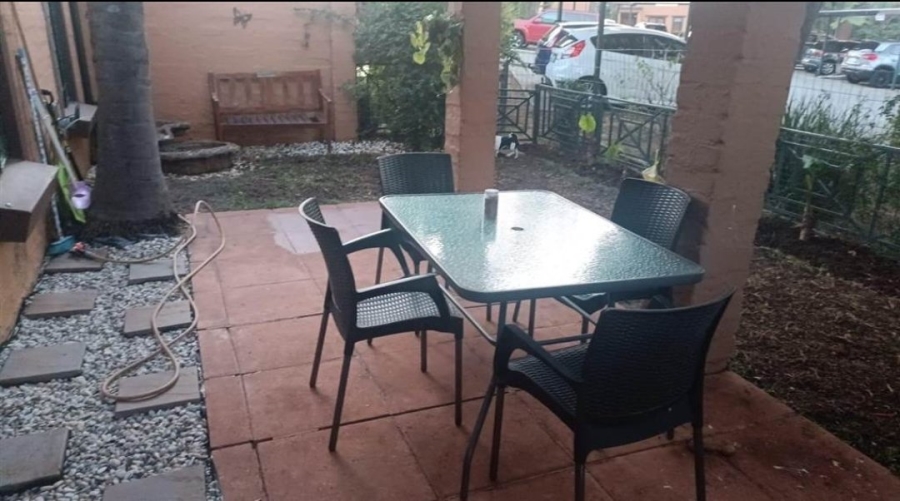 2 Bedroom Property for Sale in Sundowner Gauteng