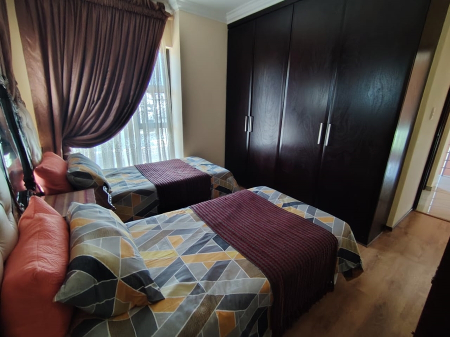 To Let 4 Bedroom Property for Rent in Stone Ridge Gauteng