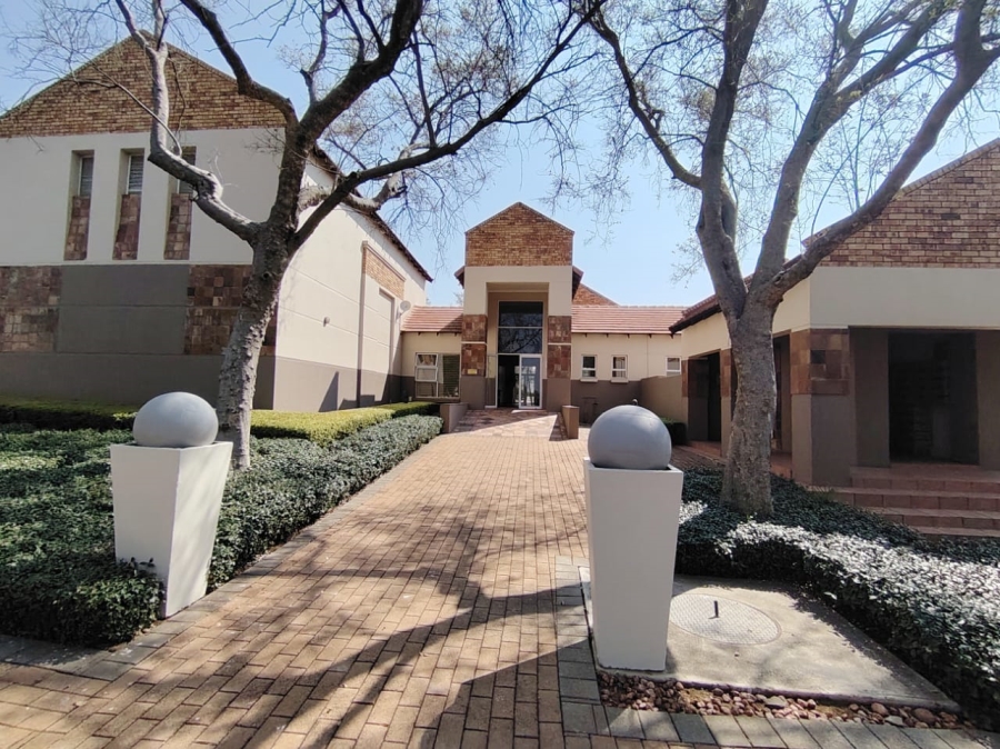 To Let 4 Bedroom Property for Rent in Stone Ridge Gauteng