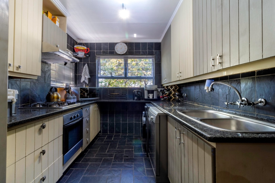 3 Bedroom Property for Sale in Northwold Gardens Gauteng