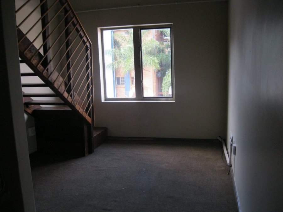 To Let 1 Bedroom Property for Rent in Riviera Gauteng