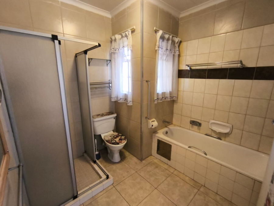 2 Bedroom Property for Sale in Sunair Park Gauteng