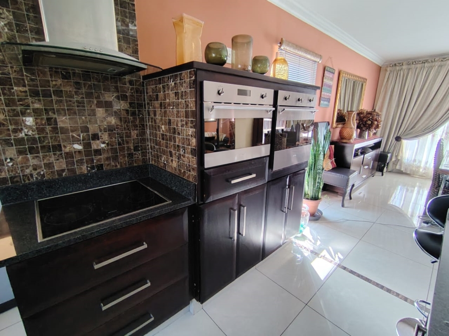 4 Bedroom Property for Sale in Stone Ridge Gauteng