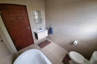 4 Bedroom Property for Sale in Stone Ridge Gauteng