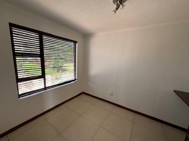 3 Bedroom Property for Sale in Candlewoods Country Estate Gauteng