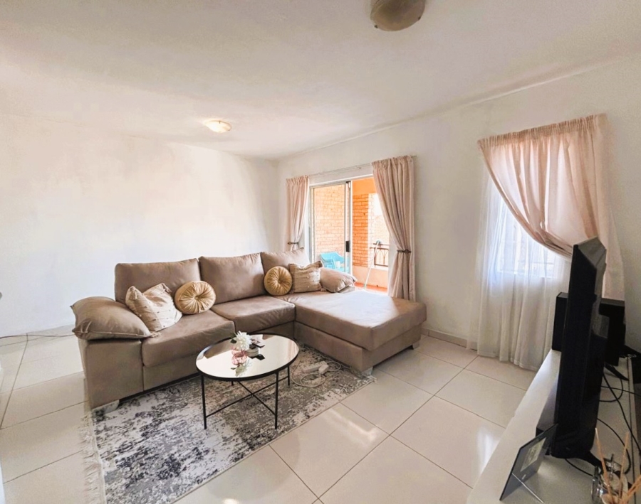 2 Bedroom Property for Sale in Eco Park Gauteng