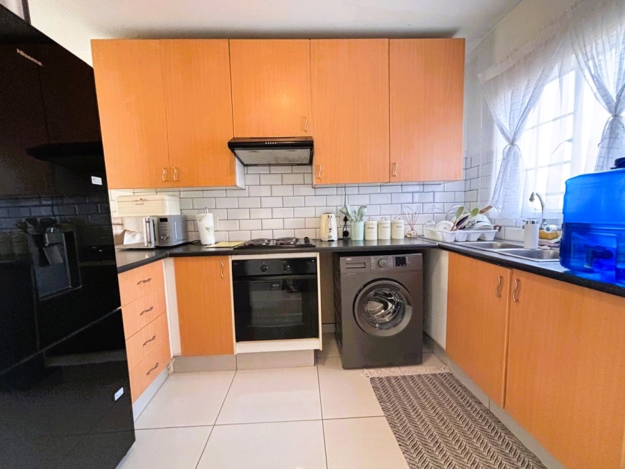 2 Bedroom Property for Sale in Eco Park Gauteng