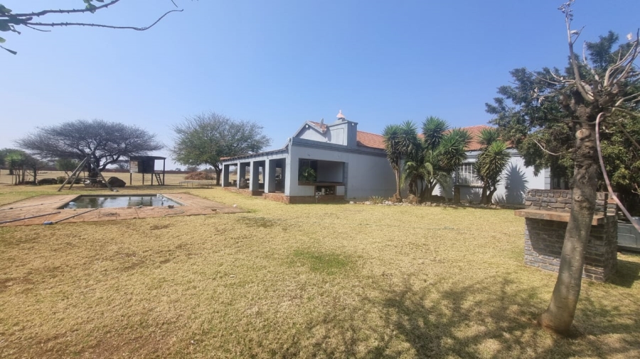 Commercial Property for Sale in Kameeldrift West Gauteng