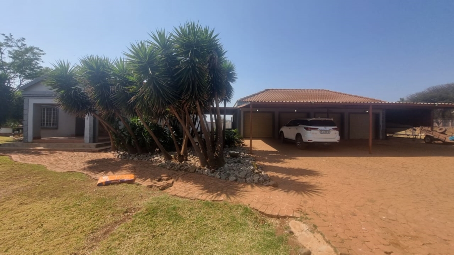 Commercial Property for Sale in Kameeldrift West Gauteng