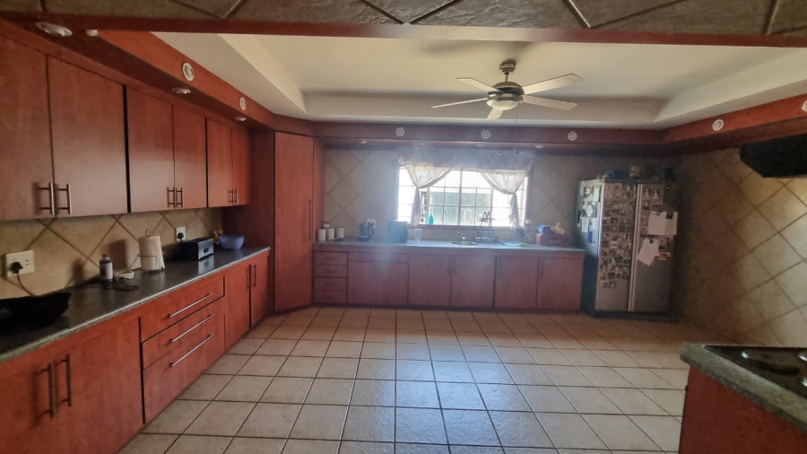 Commercial Property for Sale in Kameeldrift West Gauteng