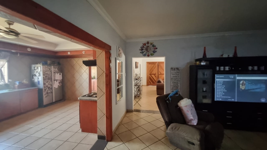 Commercial Property for Sale in Kameeldrift West Gauteng