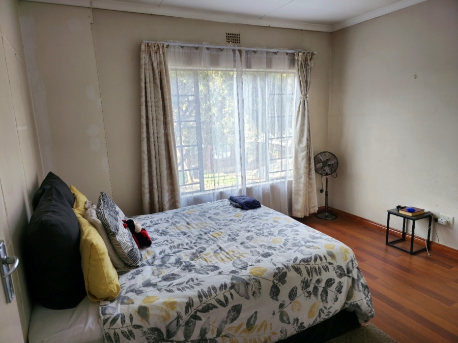 2 Bedroom Property for Sale in Sonneveld Gauteng