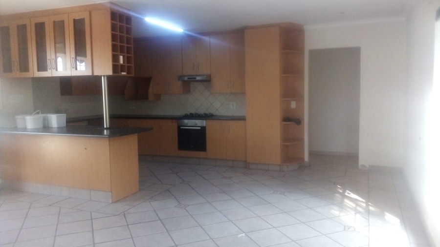 To Let 3 Bedroom Property for Rent in Kensington Gauteng